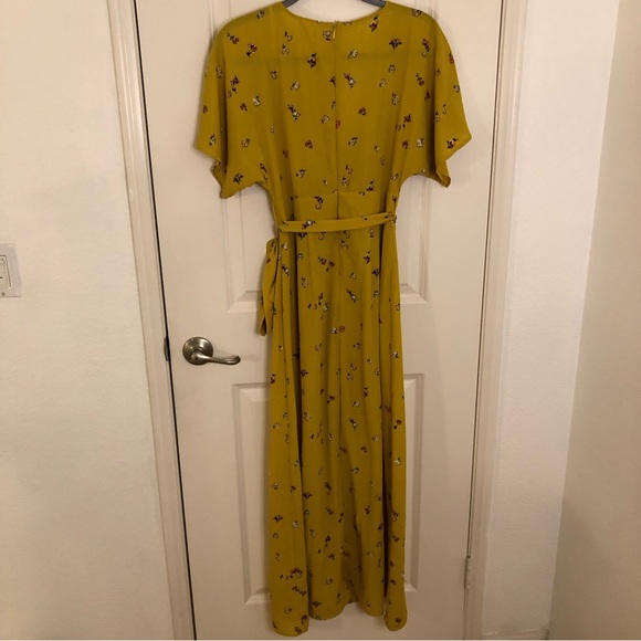 Bella Ella Golden horizon Mustard Yellow floral wrap maxi Dress Gorgeous Sz M - Picture 10 of 15